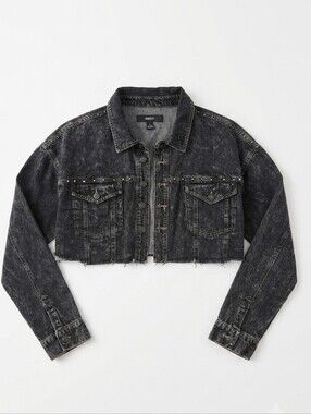 Forever 21 Crop Denim Jacket Size L